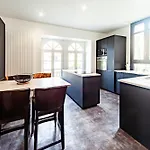 Holiday home Jolie M'home - Maison 15 Pers, 5 Sdb, 5 Wc, Proche Puy Du Fou Mauleon
